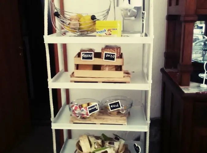 Letizia Nocleg ze śniadaniem 4*